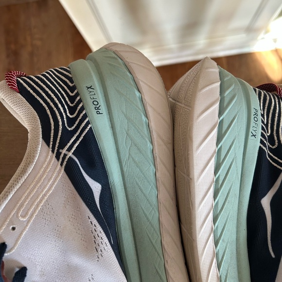 Hoka One One M Carbon X Men's Running Shoes NCMO 13 - Picture 8 of 11